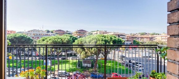 3 rooms Apartment in Rome, Italy No. 273772 9