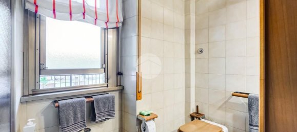 3 rooms Apartment in Rome, Italy No. 273772 16