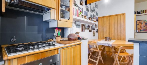 3 rooms Apartment in Rome, Italy No. 273772 6