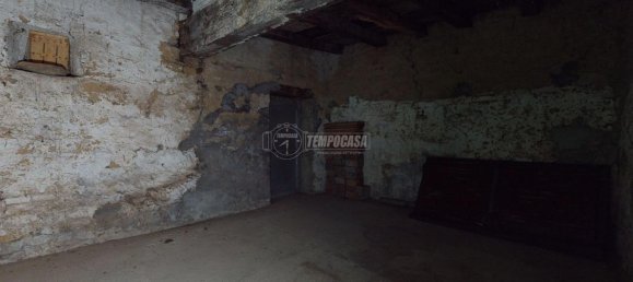 4 rooms Apartment in Serramazzoni, Italy No. 176046 9