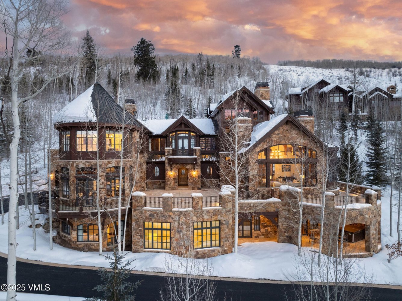 Propiedad comercial de 7 dormitorios en Edwards, USA No. 560289