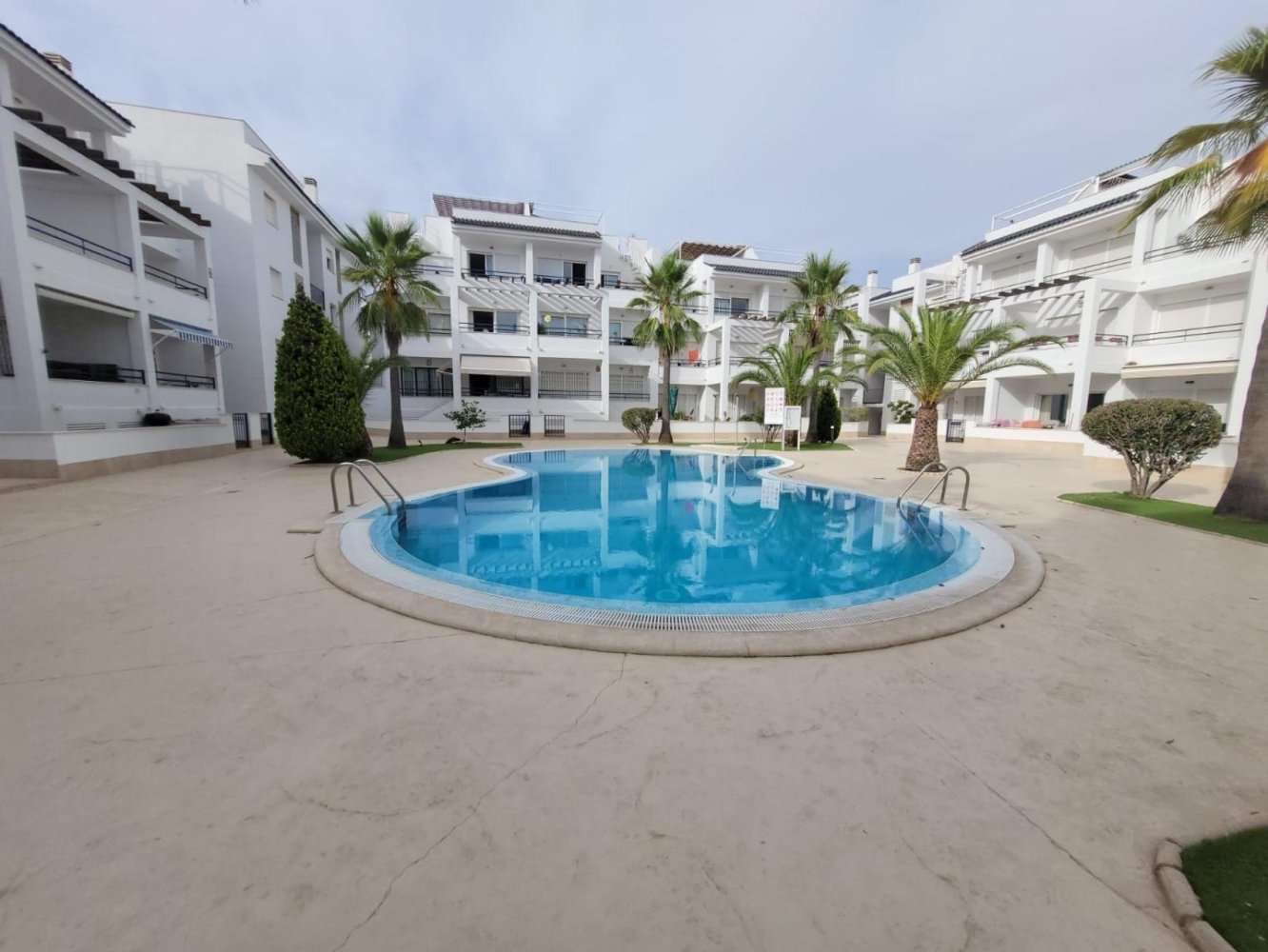 2 bedrooms Apartment in Torrevieja, Spain No. 133918