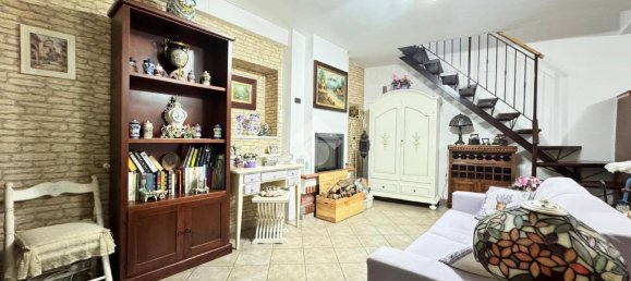 Apartamento de 4 divisões em Piansano, Italy N.º 105094 2