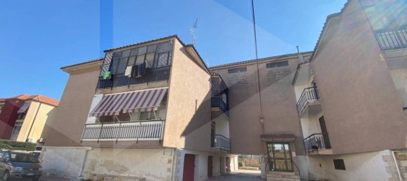 2-salle Appartement à Bari, Italy No. 21214 22