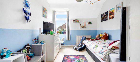 3 bedrooms House in West Byfleet, United Kingdom No. 10623 42