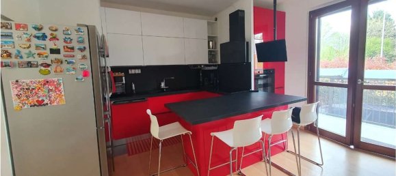 4 Schlafzimmer Doppelhaus in Fino Mornasco, Italy, Nr. 361927 3