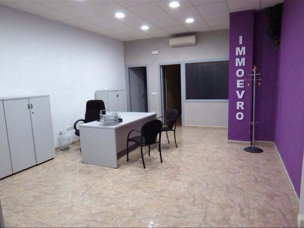 Bureau à Roses, Spain 75m² No. 150963