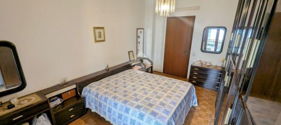 3 rooms Apartment in Conegliano, Italy No. 37701 9