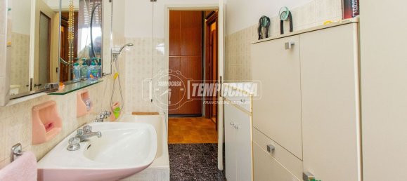 2-salle Maison à Buscate, Italy No. 223075 15