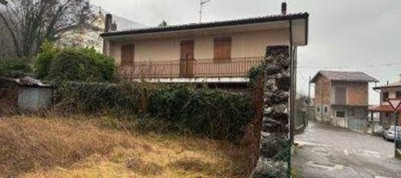 Вилла с 4 комнатами в Порденоне, Италия № 128140 10