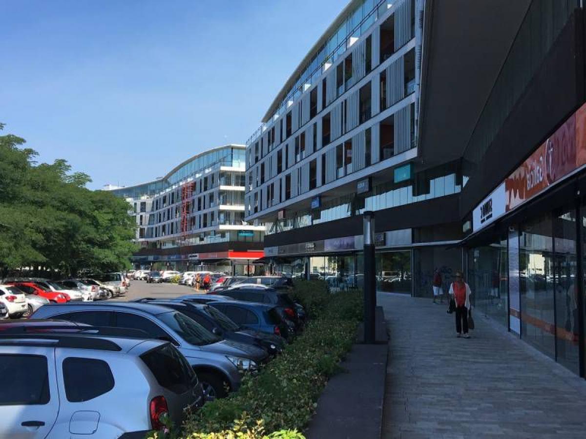 49m² Office in Tigre, Argentina No. 26490