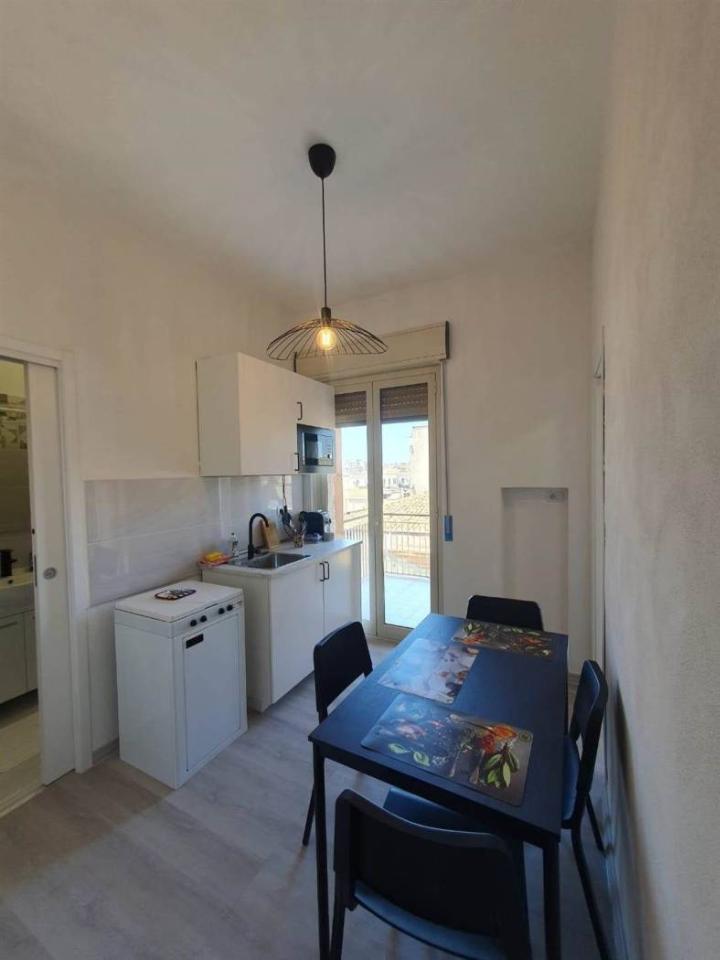 4-salle Appartement à Syracuse, Italy No. 241997
