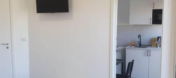 4-salle Appartement à Syracuse, Italy No. 241997 7