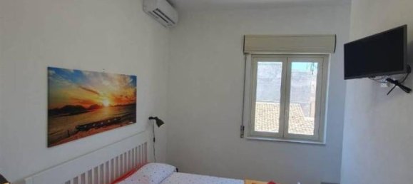 4-salle Appartement à Syracuse, Italy No. 241997 10