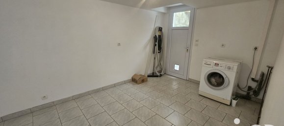 Casa de 3 dormitorios en Saint-Jean-d'Angely, France No. 290368 6