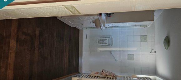 Adosado de 2 dormitorios en Lens, France No. 242817 6