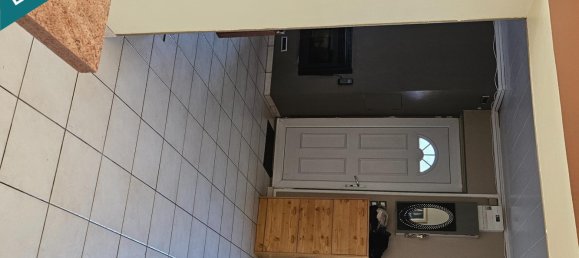 Adosado de 2 dormitorios en Lens, France No. 242817 20