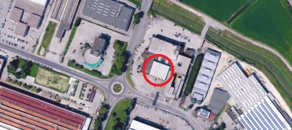 133m² Office in Rovigo, Italy No. 372008 19