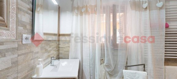 Дом с 5 спальнями в Вальи Сотто, Италия № 237846 48