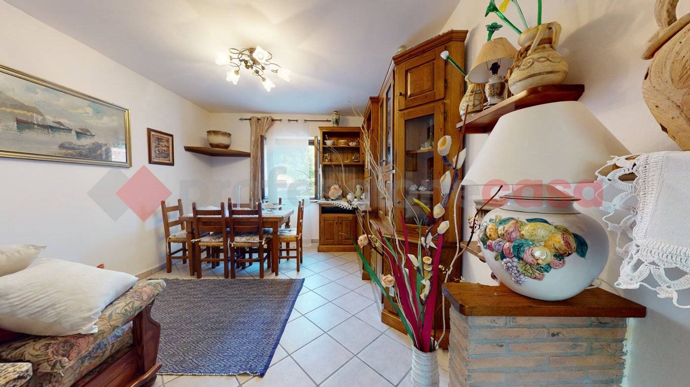 Дом с 5 спальнями в Вальи Сотто, Италия № 237846