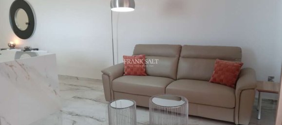 2 bedrooms Penthouse in Qala, Malta No. 5920 2