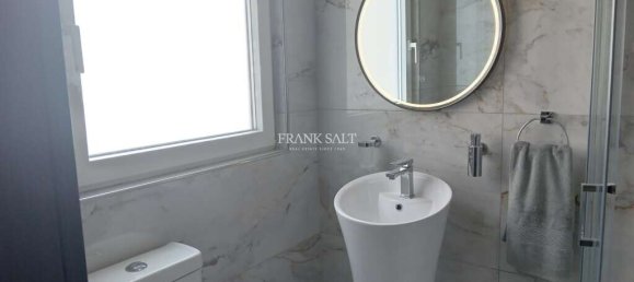 2 bedrooms Penthouse in Qala, Malta No. 5920 16