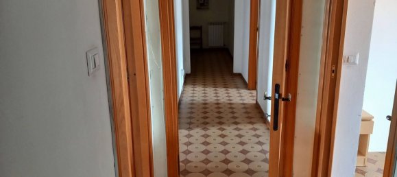 5 rooms Apartment in Sassari, Italy No. 257904 4