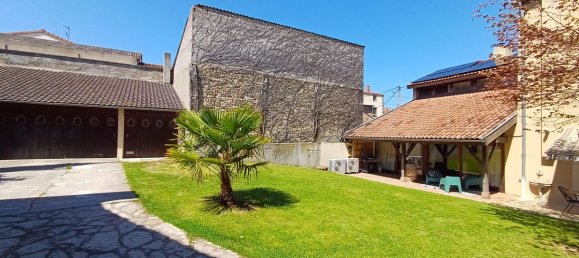 5 bedrooms House in Puy-de-Dome, France No. 317071 17