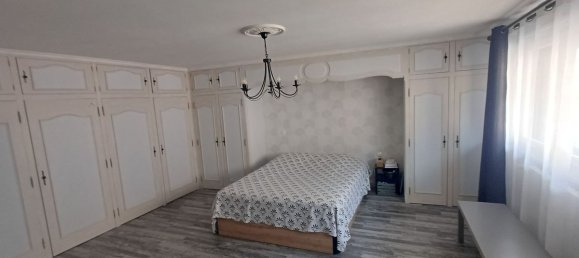 5 bedrooms House in Puy-de-Dome, France No. 317071 10