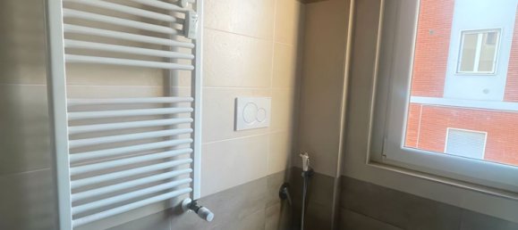 3غرفة شقة في Brescia, Italy رقم 103152 20