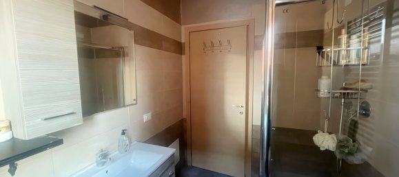 3غرفة شقة في Brescia, Italy رقم 103152 21