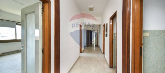 30 Schlafzimmer Gewerbliche Immobilie in Catania, Italy, Nr. 275822 40