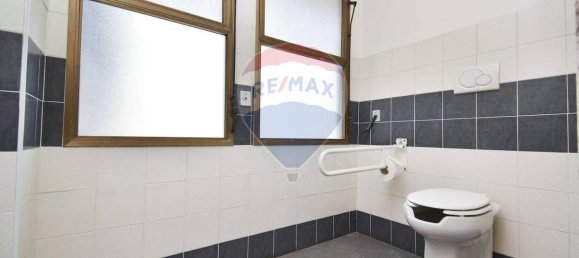 30 Schlafzimmer Gewerbliche Immobilie in Catania, Italy, Nr. 275822 24