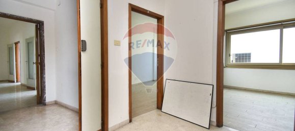 30 Schlafzimmer Gewerbliche Immobilie in Catania, Italy, Nr. 275822 39