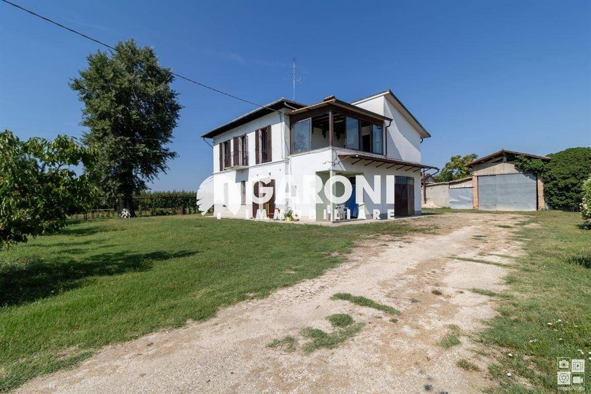 3 bedrooms House in Faenza, Italy No. 271508