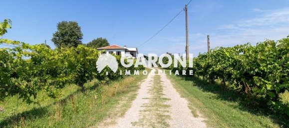 3 bedrooms House in Faenza, Italy No. 271508 6