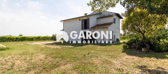 3 bedrooms House in Faenza, Italy No. 271508 3