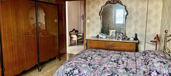 5 rooms Apartment in Castrovillari, Italy No. 119552 5