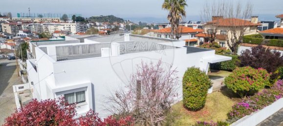 Дом с 7 спальнями в Брага, Португалия № 187980 29