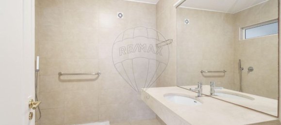 Дом с 7 спальнями в Брага, Португалия № 187980 24