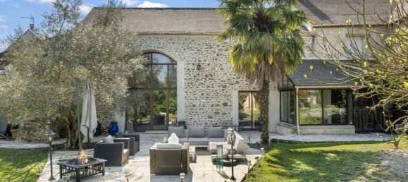 7 bedrooms House in Orgeval, France No. 351460 2