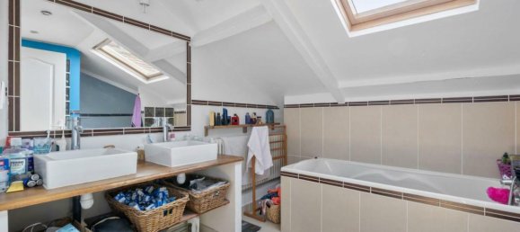 7 bedrooms House in Orgeval, France No. 351460 12