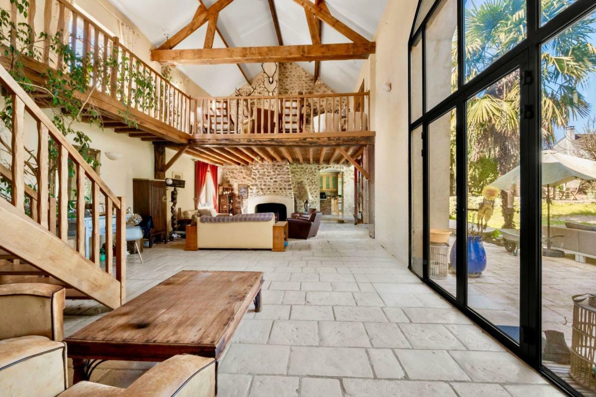 7 bedrooms House in Orgeval, France No. 351460