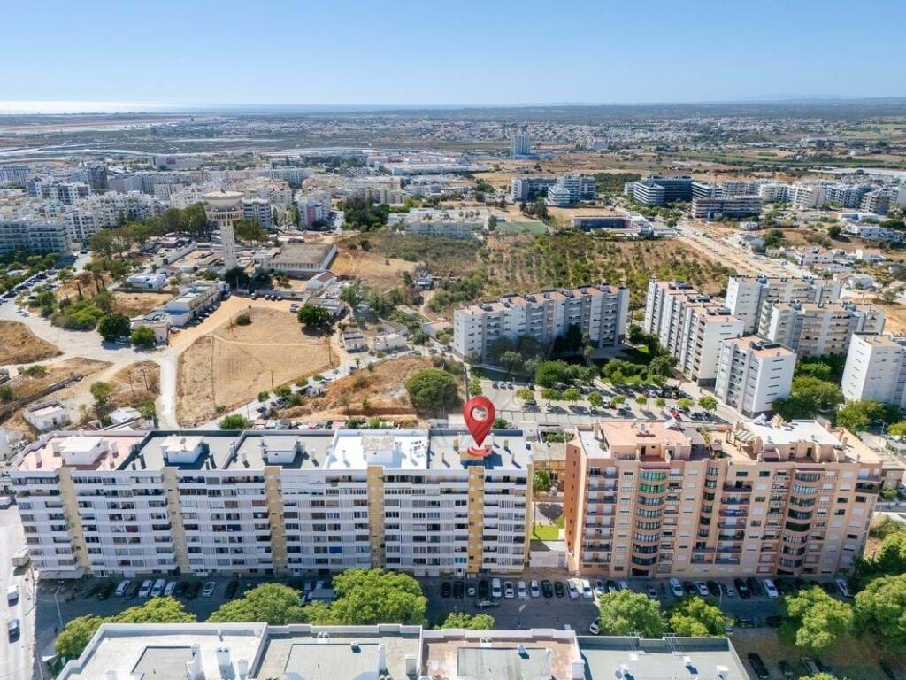 Квартира с 3 спальнями в Фару, Португалия № 337055