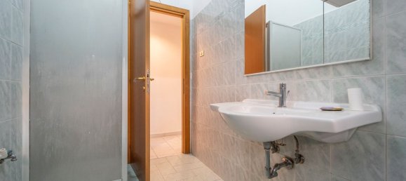 Квартира с 3 комнатами в Чампино, Италия № 21451 21