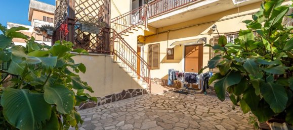 Квартира с 3 комнатами в Чампино, Италия № 21451 28