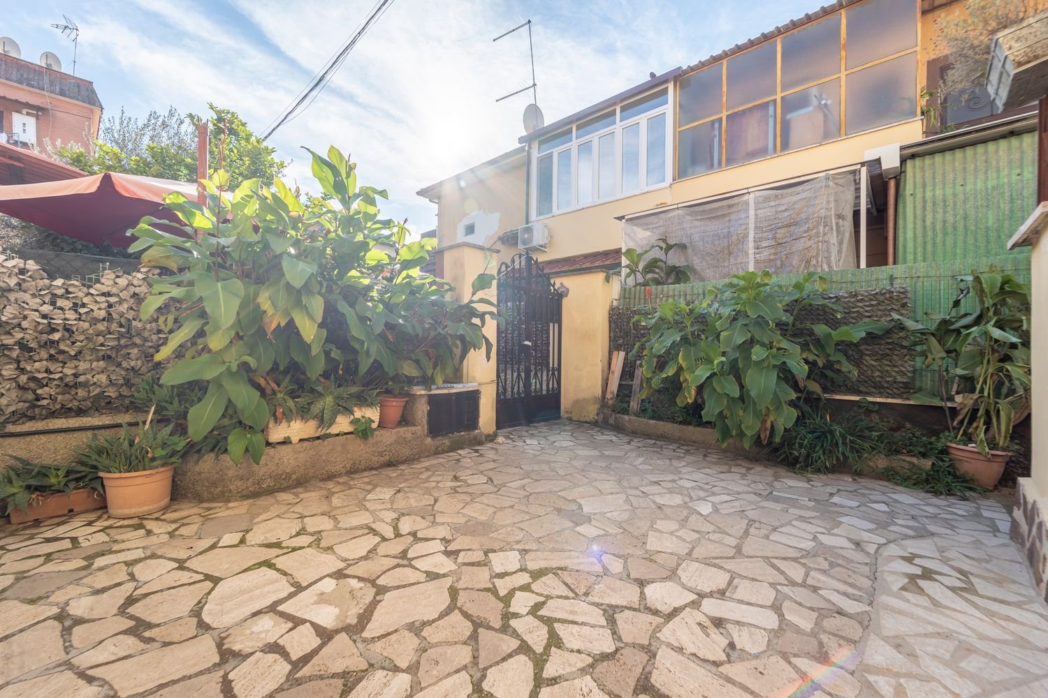 Квартира с 3 комнатами в Чампино, Италия № 21451