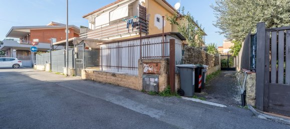 Квартира с 3 комнатами в Чампино, Италия № 21451 31