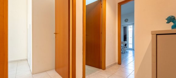 Квартира с 3 комнатами в Чампино, Италия № 21451 16