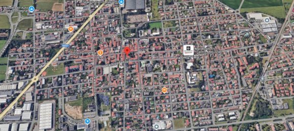 3-salle Appartement à Busto Arsizio, Italy No. 186237 2